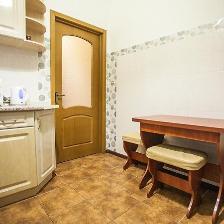Apartment On Khreshchatyk 21 Kiev Exteriör bild