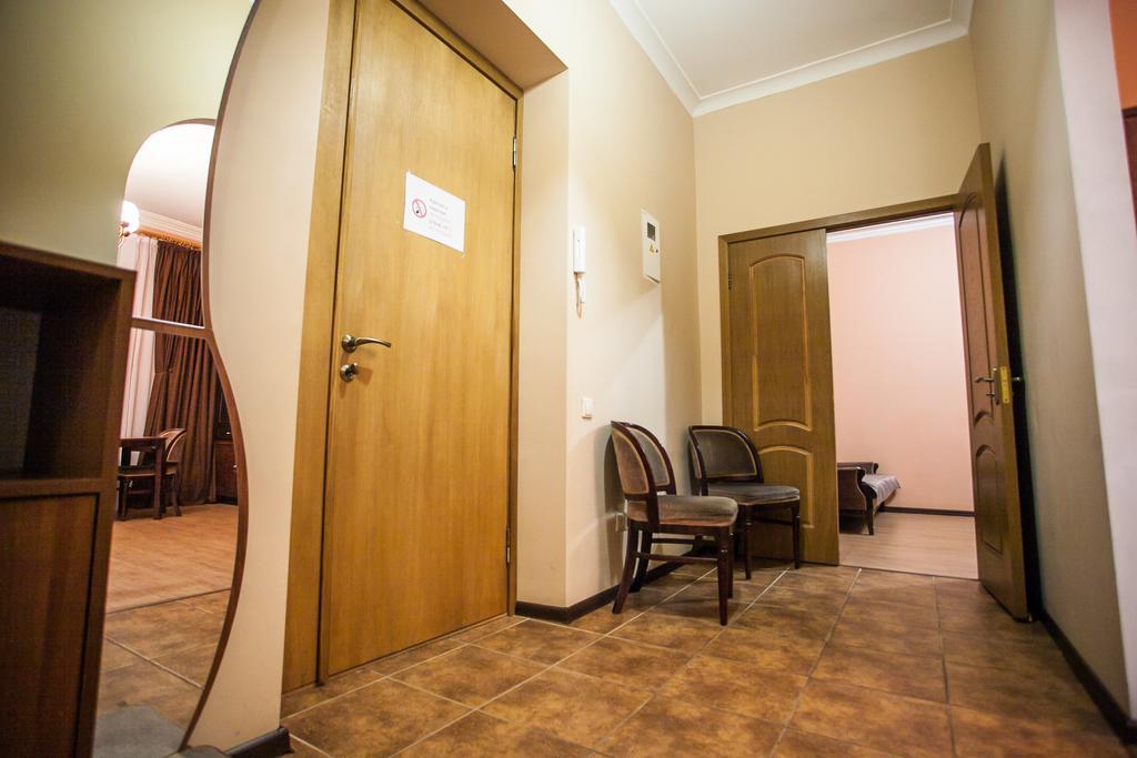 Apartment On Khreshchatyk 21 Kiev Exteriör bild