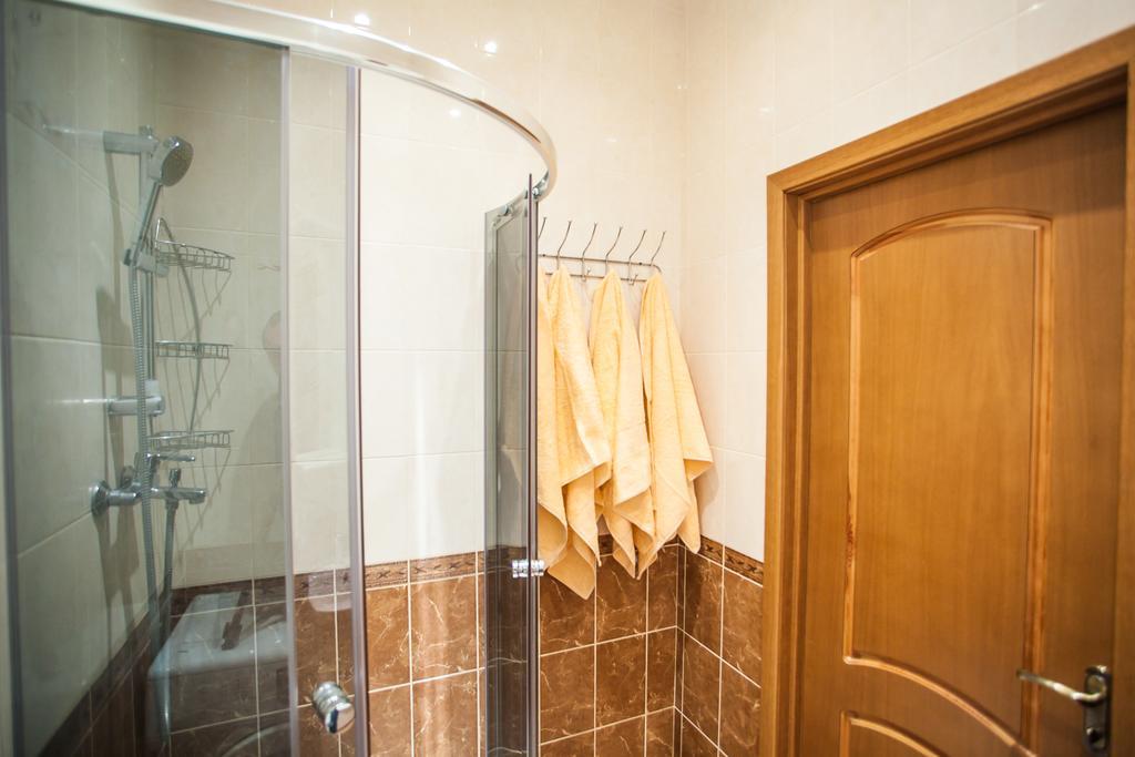 Apartment On Khreshchatyk 21 Kiev Rum bild