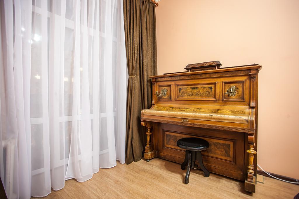 Apartment On Khreshchatyk 21 Kiev Rum bild